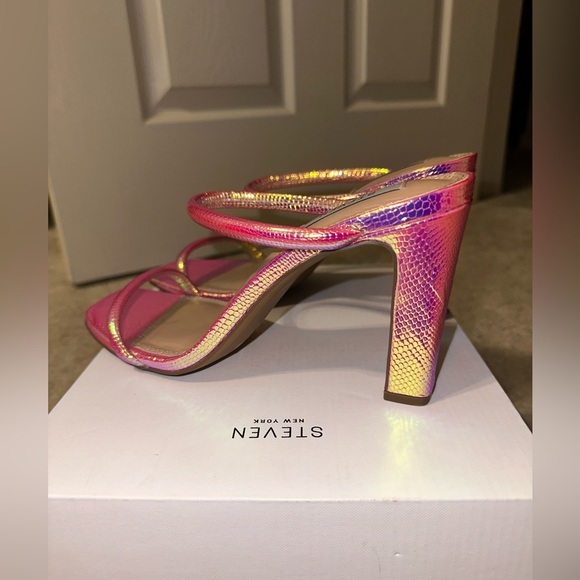 Steven by Steve Madden Jacee Iridescent Sandal - Picture 4 of 5